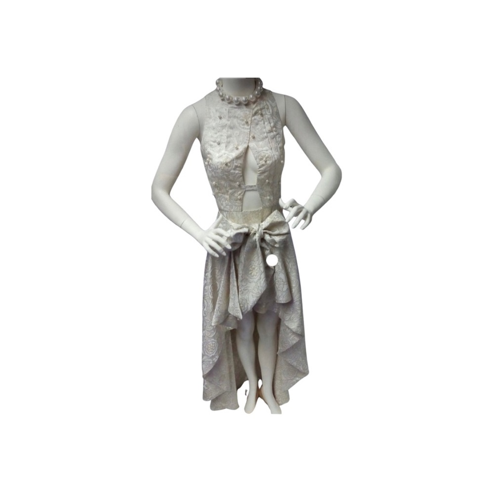 Off-White Dress with Cutouts, Bow and Pearl Jewelry